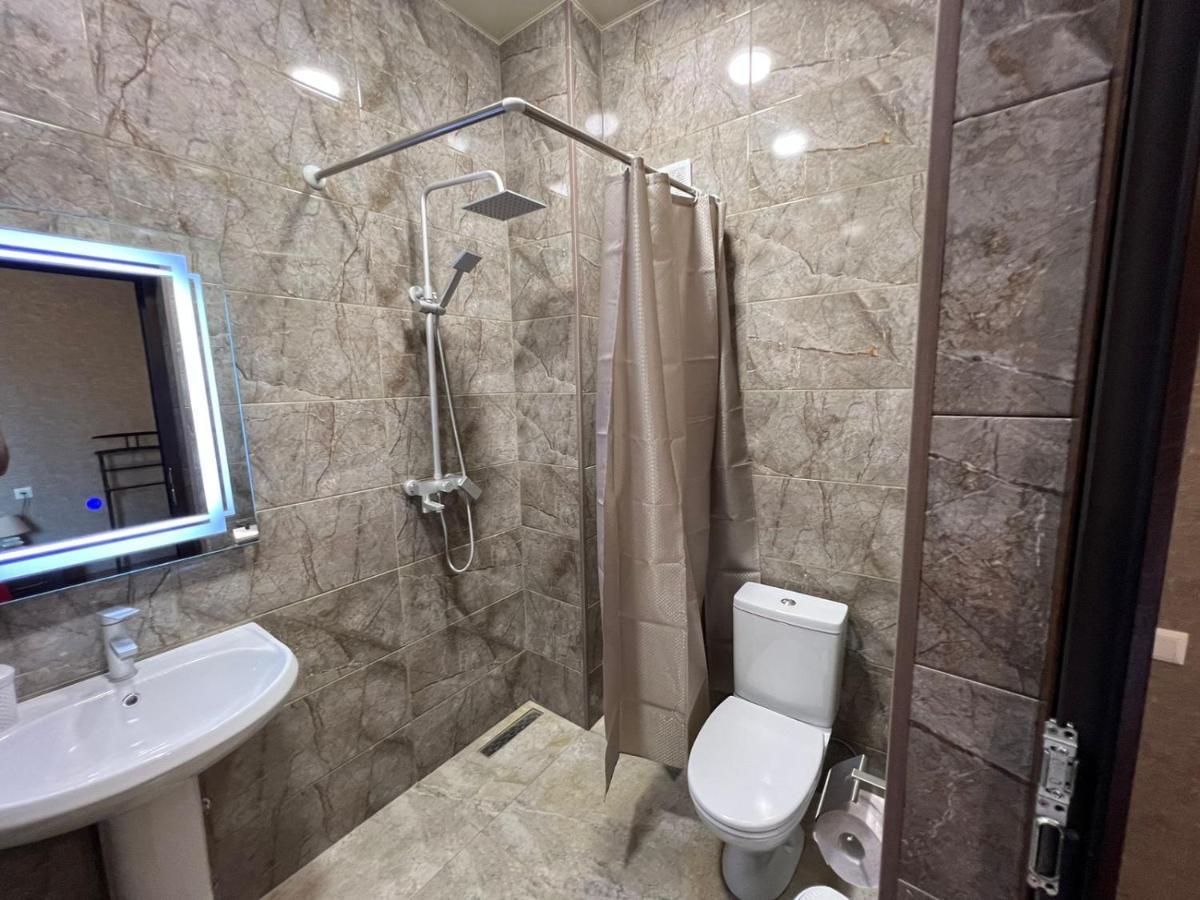 Lileo Appartement Koetaisi Buitenkant foto