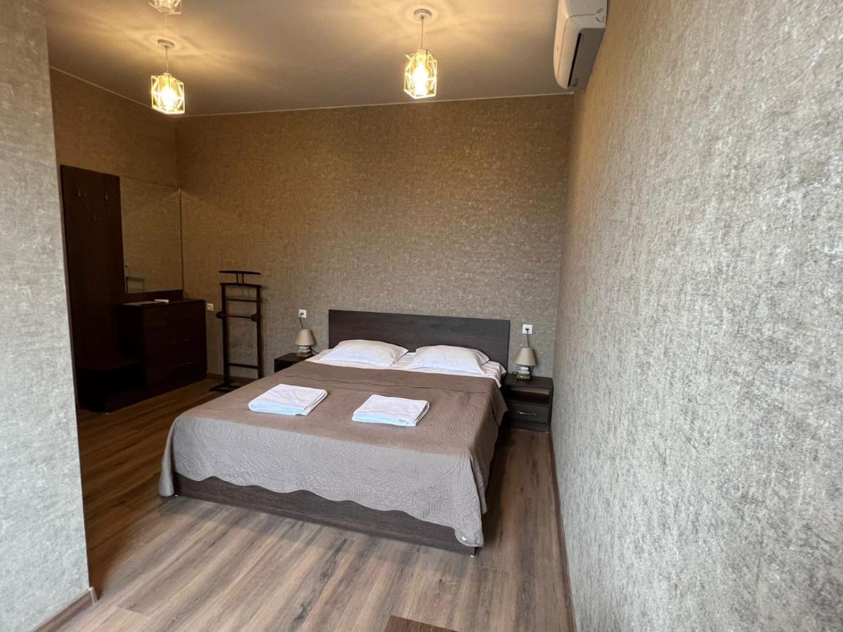 Lileo Appartement Koetaisi Buitenkant foto